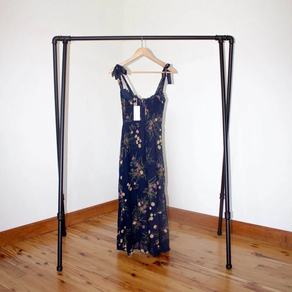 Reformation Nikita Dress (Mademoiselle) - Picture 3 of 4